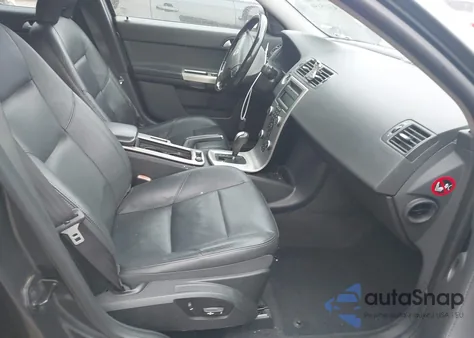 2010 Volvo S40 2.4I from USA, damaged, VIN YV1390MS0A2490664